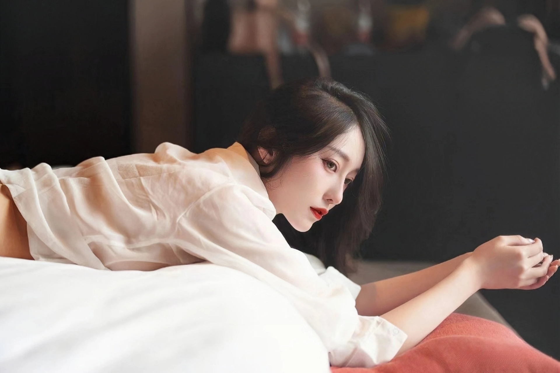 重庆面临逾40℃高温 开放40处人防工程纳凉点